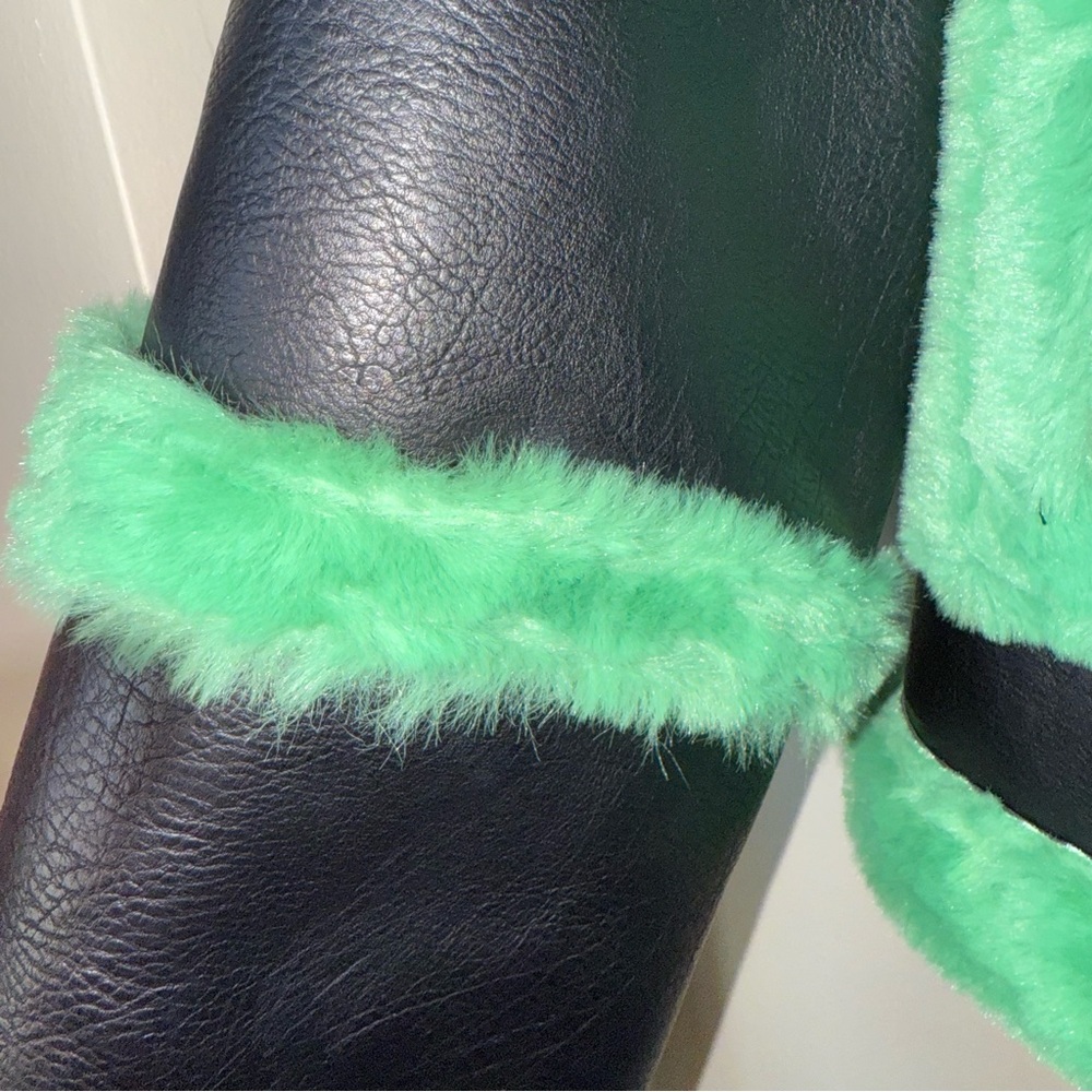 Glamorous Black Green Cropped Shearling Trim Vegan Leather Coat Size 6 - Picture 4 of 13